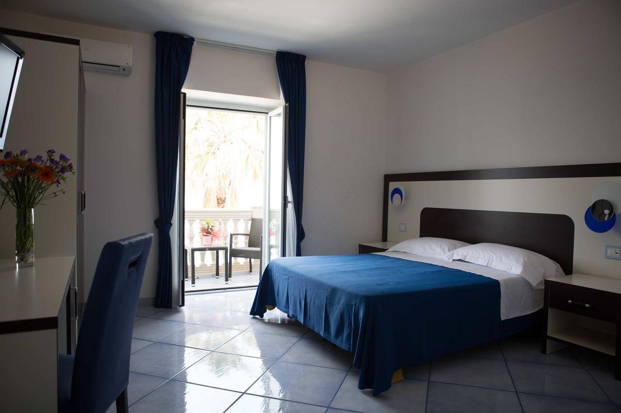Bed and Breakfast Caletta Del Porto Diamante Exterior foto