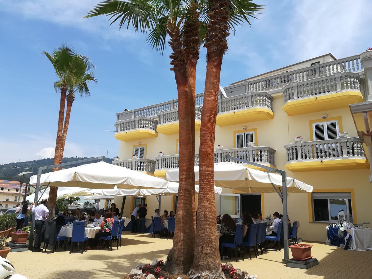 Bed and Breakfast Caletta Del Porto Diamante Exterior foto