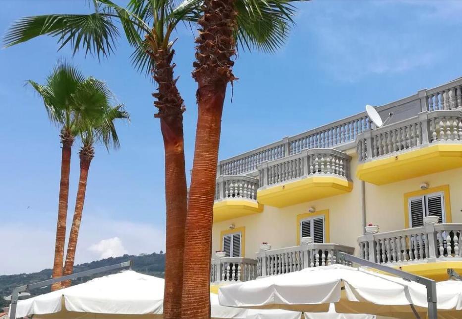 Bed and Breakfast Caletta Del Porto Diamante Exterior foto
